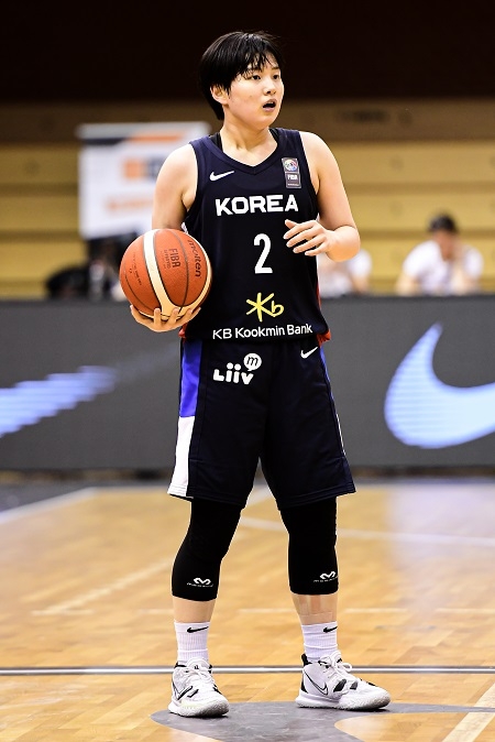 韩国U17女子篮球队大败 在世界杯排名赛首场比赛中以31分之差完败斯洛文尼亚队，何玉贞16分，下一个对手是阿根廷队。