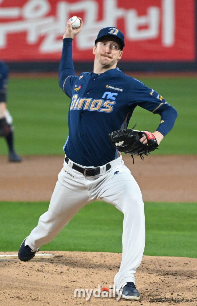 'KBO 최초 수비상' 선정! '20승-2OOK' <b>페디</b>-외야수 <b>박해민</b>·<b>홍창기</b>·에레디아...