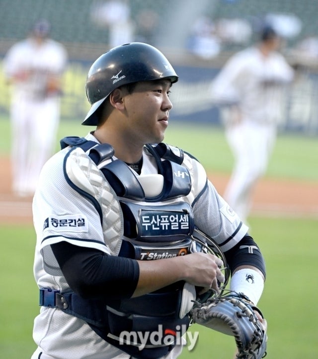 [分享] 斗山捕手隱匿酒駕被舉報 遭球團開除