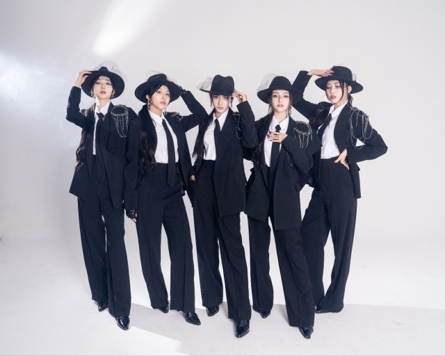 <b>키움</b>, 5일 <b>한화전</b>서 <b>걸그룹</b> ‘엑신’ 시구 및 시타 초청