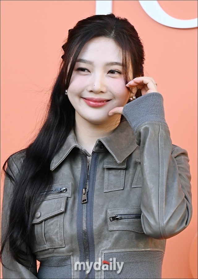 레드벨벳 조이, 김혜윤 만날까 "'<b>아홉수 우리들</b>' 제안받고 검토 중" [공...