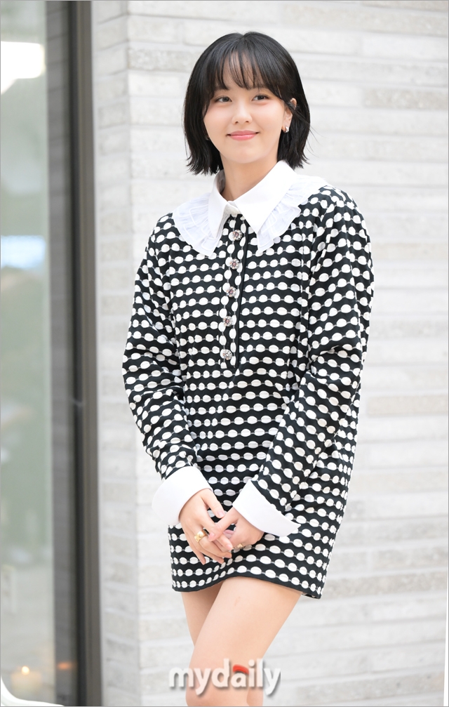 Kim So Hyun chanel