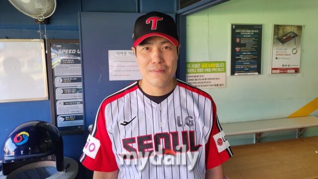 노력 하나로 여기까지 왔어요 이러니 40세에 홀드 1위다…헌신의 아이콘이 전하는 메시지 [MD잠실]
