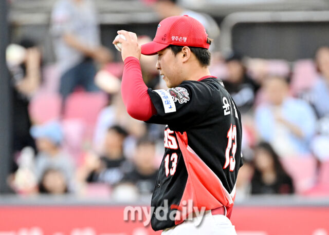 '40억 아깝지 않다' 허경민 결승타 폭발+로하스 장외 솔로포! '승승승' ...