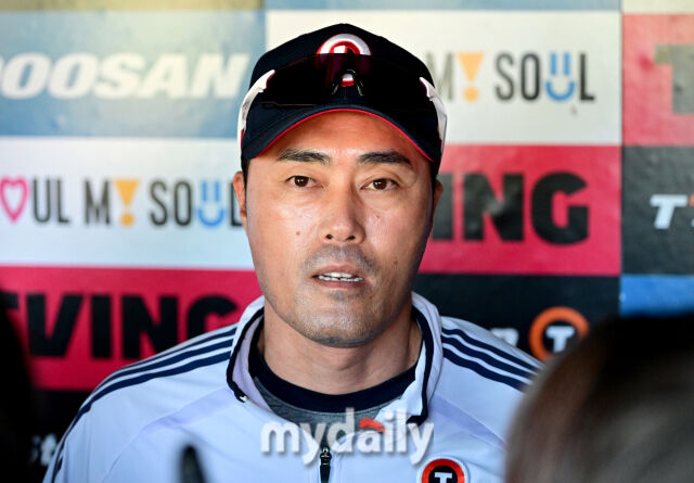 "내가 가장 어설펐다" 자책한 <b>조성환</b> <b>대행</b>…'2연패' 두산 엔트리 대폭 교...