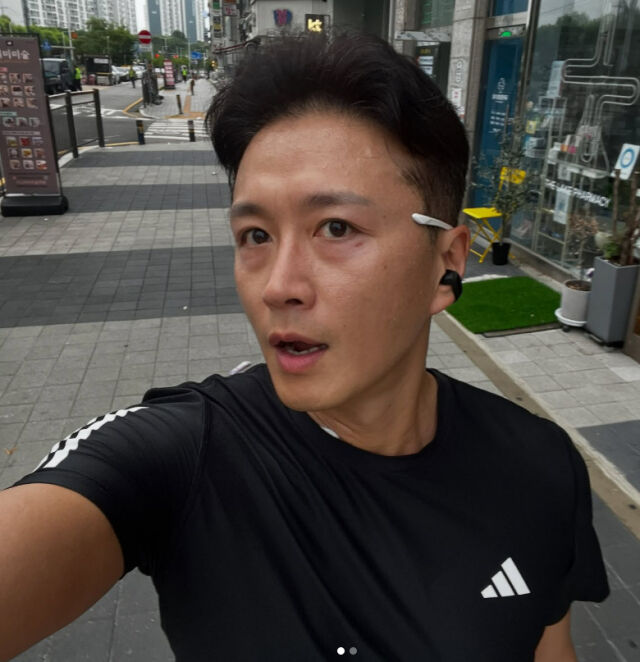 ‘<b>갑상선암</b>’ <b>진태현</b>, 전신마비 후유증 있는데…“드디어 첫 조깅”