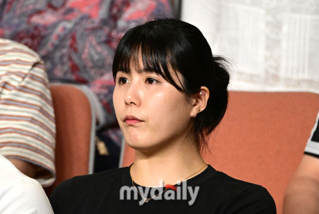 [공식발표] <b>이재영</b>, 日 히메지 입단... 4년 만에 코트 복귀 "과거 일 반...