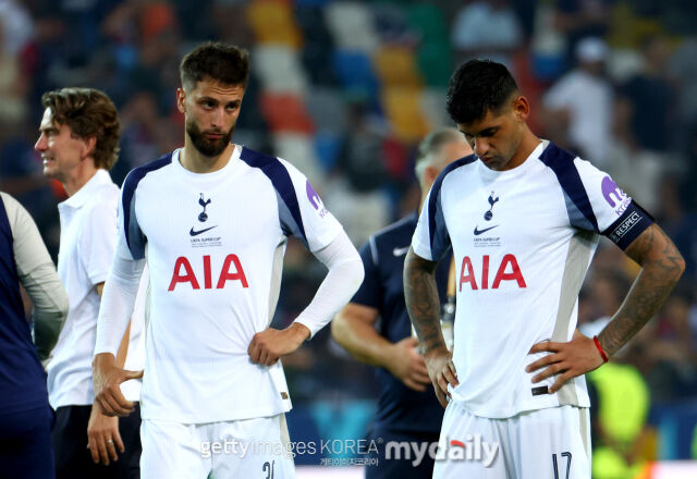 'UEFA 징계 언급-<b>손흥민</b> 후임' 토트넘 새 <b>주장</b>, '화를 다스리는 방법 배...