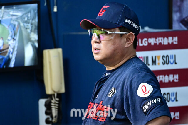 '총체적 난국' 롯데, 또 못 끊어낸 '10<b>연패</b>'의 사슬…3위였는데 PS 실패...