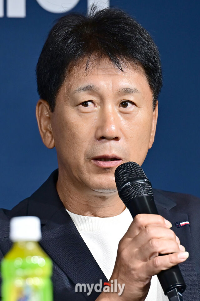 [MD포토] <b>박태하</b> '<b>ACL</b>2 우승을 위해'