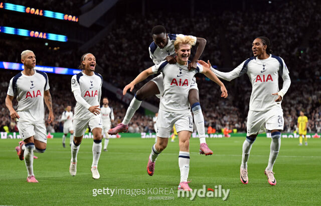 <b>손흥민</b> 없는 <b>토트넘</b>, 923일 만의 UEFA 챔스 복귀전 <b>승리</b>…베리발 MOM 선정