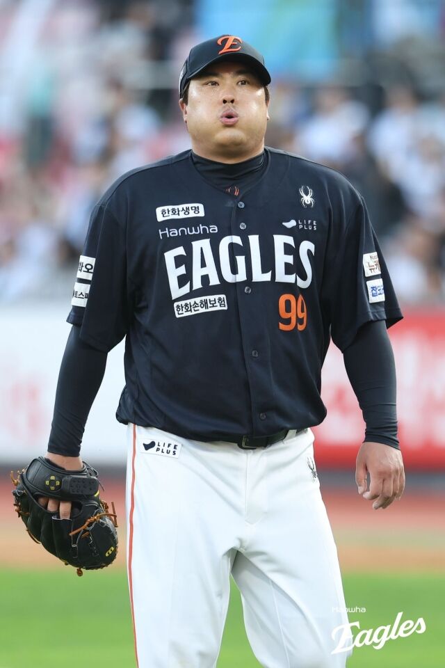 '이럴 수가' 대전예수 홈런-홈런→6<b>실점</b> 강판, LG 매직넘버 3…ERA 0점대...