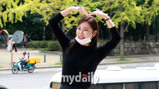 <b>송가인</b> "<b>결혼</b>하고 싶은데, 그게 안 된다" ('편스토랑')