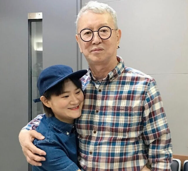 <b>김신영</b>, 故 <b>전유성</b> 추모 “나의 어른 교수님, 말씀대로 내일부터 씩씩하...