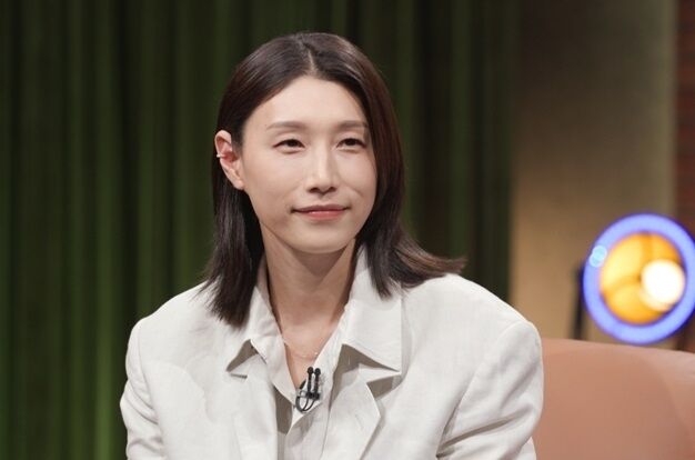 <b>김연경</b> "은퇴 번복? 절대 그럴 일 없다"…은퇴 후 첫 심경 고백 [질문들...