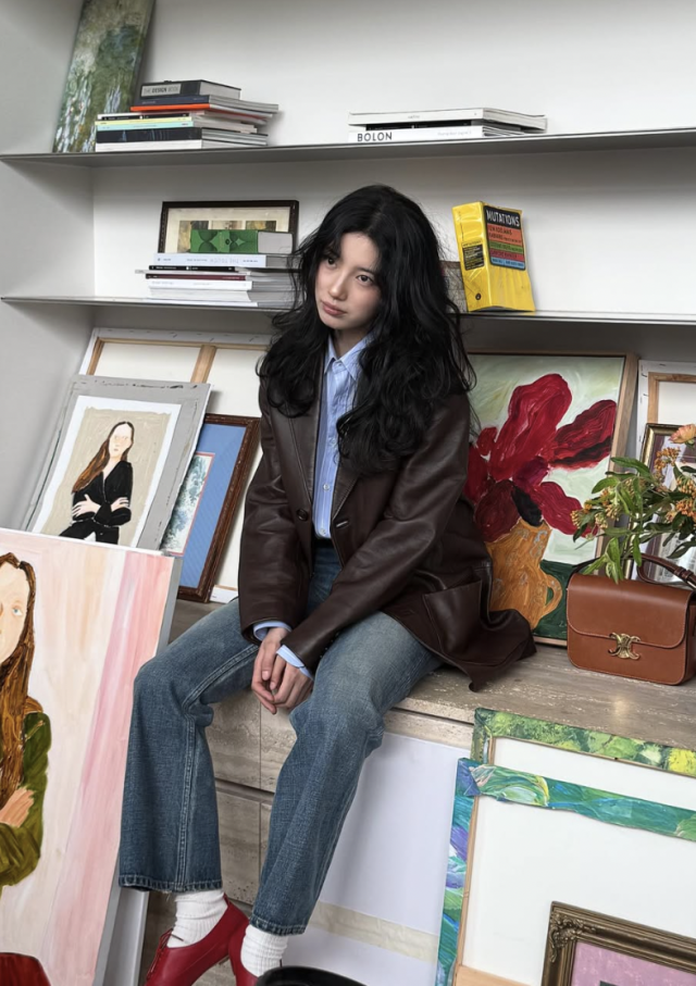 Suzy's charm changes depending on her outfit