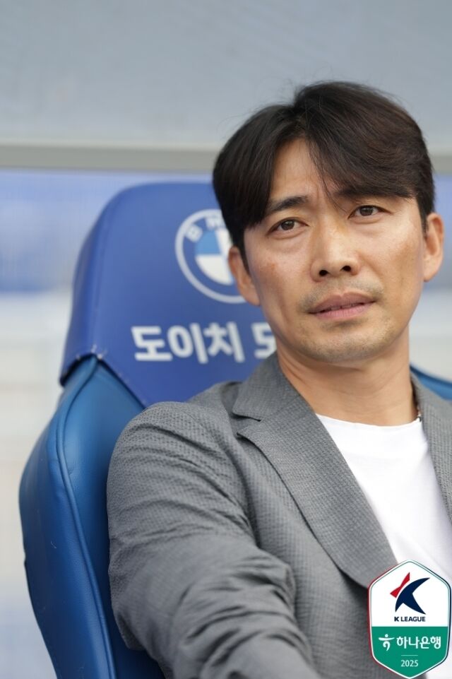 '<b>수원</b>'이라는 무게감 속 사라진 '인간 변성환'...더욱 험난해진 <b>승격</b> 도...
