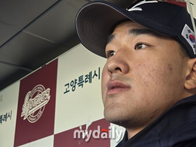 “(김)영웅이는 벌써 AG에 가 있는 것 같은데…” <b>안현민</b> 유쾌한 농담, ...