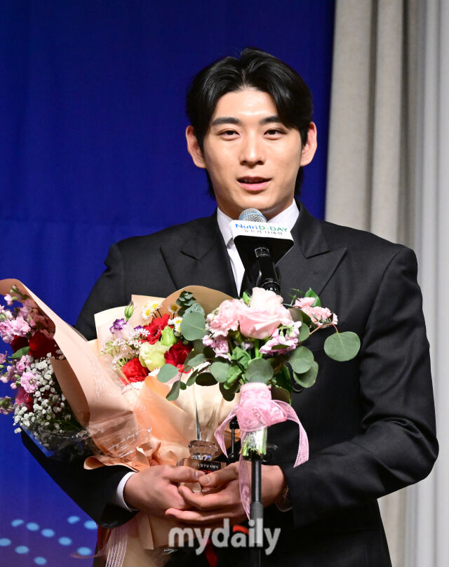 “<b>오타니</b>, WBC서 처음 만났을 땐 신기했는데 이젠 ‘아 대단한 선수와 ...