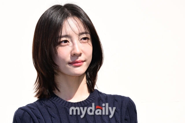 [단독] 박지현, 송중기와 '러브 클라우드' 주인공 | 인스티즈