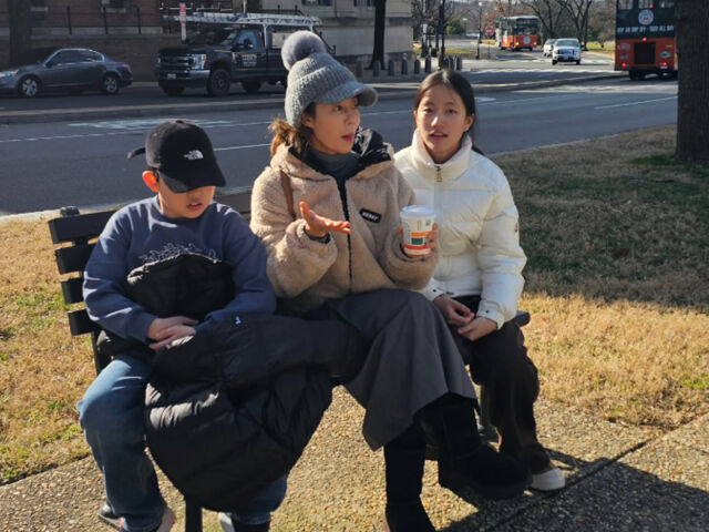 '돌돌싱' 이지현, 아이들에 양육비 언급 비난 봇물 "돈 안 주니까 절약해라"