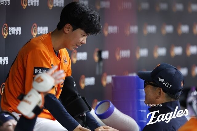 류현진도 '황준서 살찌우기 프로젝트' 쉽지 않았는데…한화 1순위 좌완 6kg 벌크업 대반전, 어떻게 가능했나 "공에 힘 실린다"