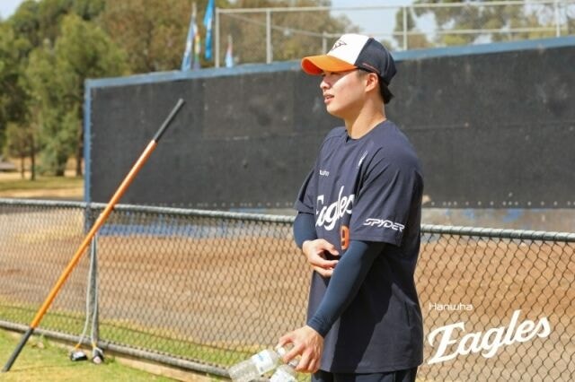 "오전 5시 훈련 시작, 오면 끝났더라" 한화 154km 대만 좌완 왜 탈락했나…"韓 만나면 좋은 경험" 말했는데, 노시환-문현빈 못 만난다