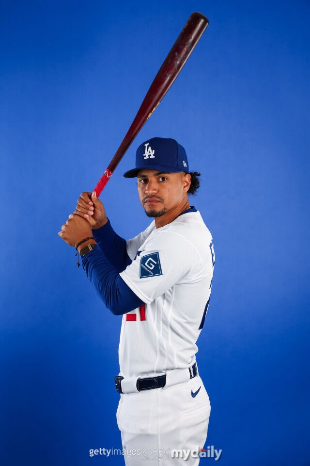 '이럴 수가' 김혜성 일본 갔는데, '홈런-홈런' 6할대 이적생 얼마나 잘했으면…美 놀랐다 "다저스 2루수 가장 유력 후보"