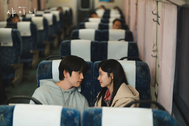 JTBC金金劇《依然閃亮》收視慘跌0.9% 金玟周演技受質疑