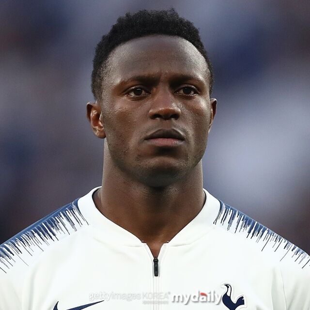 [오피셜] '쏘니 나 먼저 은퇴해'...'SON 전 동료' 현역 생활 마침표! 토트넘 "역대 최고 성적 2위 견인, 영원히 기억될 것"