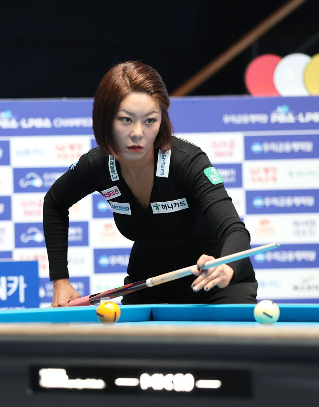 올 시즌도 '<b>당구</b> 여제'의 질주는 계속된다…김가영, 이유주 꺾고 4강 진...