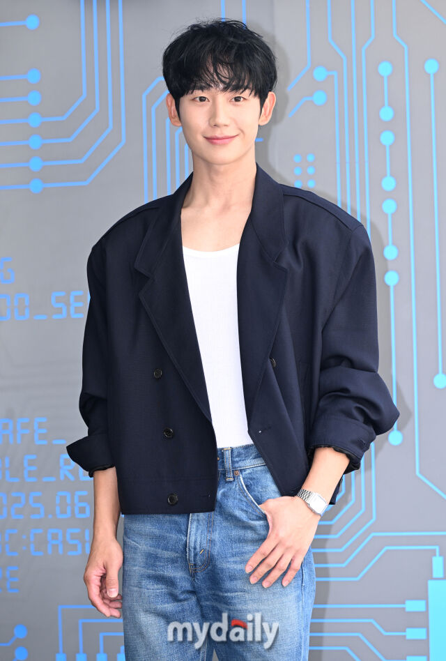 丁海寅接演《럭키 서울》 男主角權利安曝光