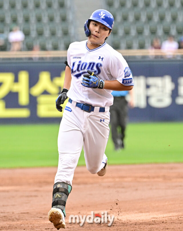 함수호 결승포→신재인 투런, 투수 9명 릴레이 무실점…<b>남부 올스타</b>, 북...