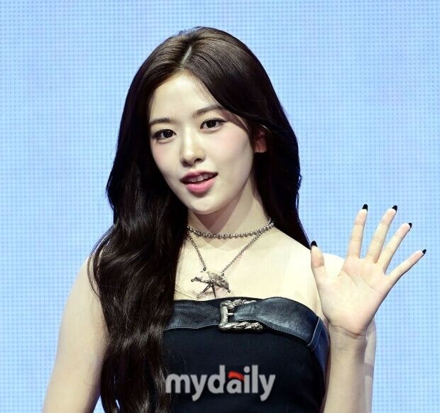 "22살 안유진 18억 차익"에 분통 터진 청년들… "현금 없으면 꿈도 못 꿔...
