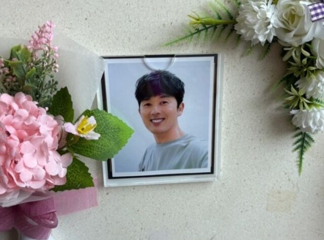 <b>가수</b> <b>임영호</b> 별세…여자친구 "다음 생엔 더 많이 사랑하자"