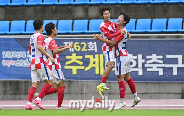 [MD포토] <b>한남대</b> '이태성의 역전골'