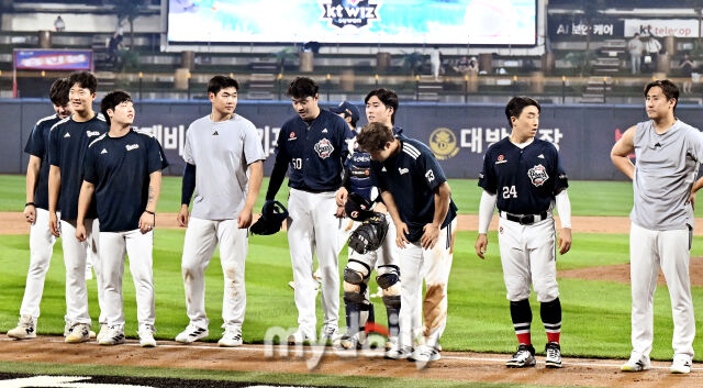 [MD포토] <b>두산</b> 베어스, '패배위기 넘어 <b>무승부</b>'