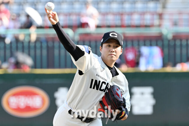 '연패는 안당한다' 김민준 6이닝 2실점 호투·마드리스 결승 투런포 <b>SSG</b>...