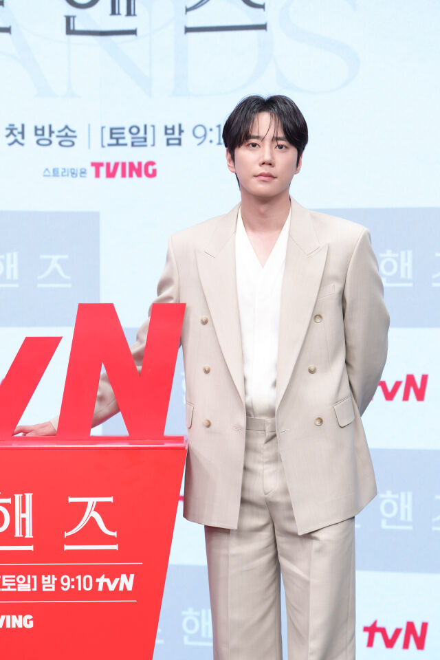 '<b>포핸즈</b>' <b>이준영</b>, 입대 한 달 전 어땠나…"지금쯤 훈련 받고 있을 것"