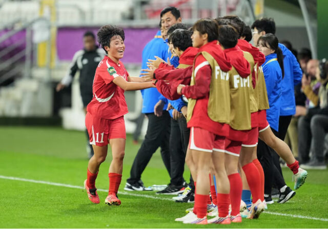 최림정(가장 왼쪽 11번)이 득점 후 동료들과 함께 환호하고 있다. /FIFA 제공