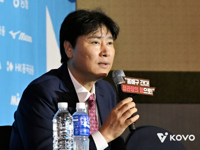 V-리그 돌아온 <b>권순찬</b>·김세진 <b>감독</b> 첫 공식전…컵대회 여자부 11일 개막