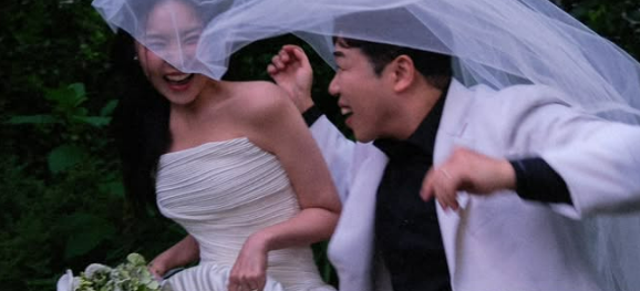 '김준호' 김지민 부케 받은 <b>한윤서</b>, 문준웅과 <b>오늘</b>(11일) <b>결혼</b> [MD투...