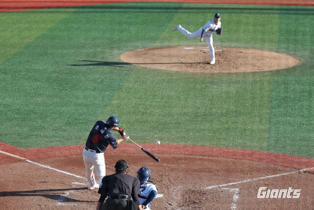 롯데 자이언츠는 오는 15일부터 31일까지 진행되는 울산 KBO 폴리그에 일본 프로야구 지바 롯데, 요미우리 소속 선수 4명도 초청해 파견한다고 전했다./롯데 자이언츠 제공