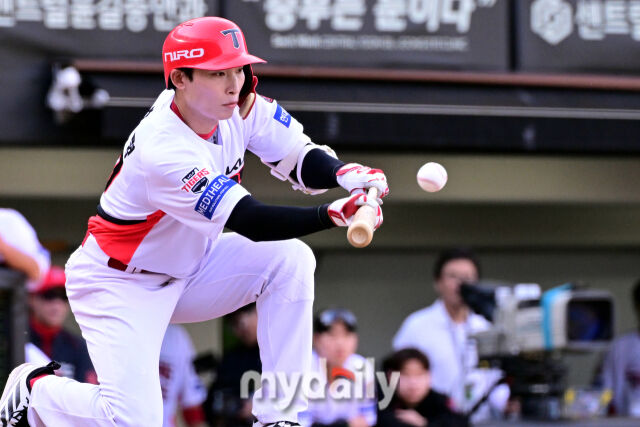 <b>김호령</b> 빠졌다 '좌타자 7명 선발 라인업…<b>이범호</b> KIA 감독 "가장 유리한...