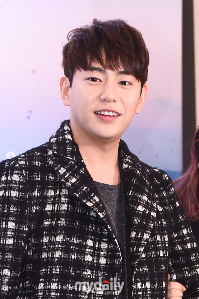'주몽' <b>안용준</b>, 5억 육박 <b>사기</b> 혐의 <b>피소</b>…전 소속사도 "나도 피해자" [...