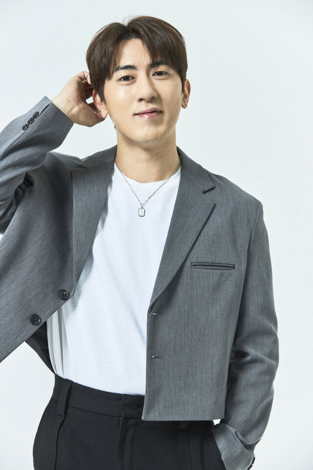 <b>김원훈</b>, 점심도 거르며 몰두한 '<b>직장인들3</b>'…김민 PD "한국의 주성치" [...