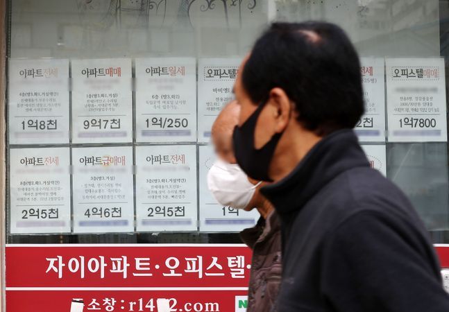 “대출이자 내느니 월세”…1~2인 주거부담 ‘눈덩이’