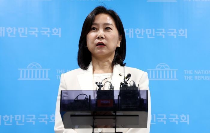 <b>허은아</b>, '<b>이준석</b> 신당' <b>합류</b>…"한동훈 윤색해도 본질 안 변해"