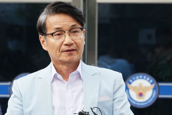<b>최재영</b> 목사 <b>경찰</b> 출석 "대통령도 수사하라"