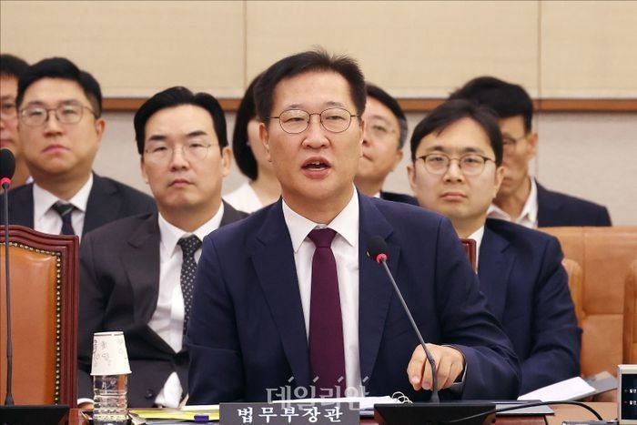 법무장관 "명태균 주장, 수사로 확인할 것…<b>이화영</b> 회유? 조작이면 사표...